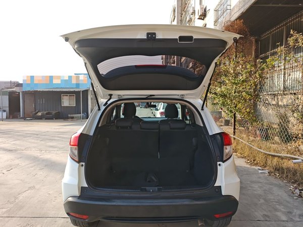 Honda Vezel 2020, 63300 км, за 11273 USD - фото 18