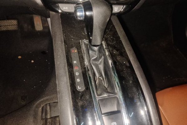 Honda Vezel 2020, 68500 км, за 10220 USD - фото 13