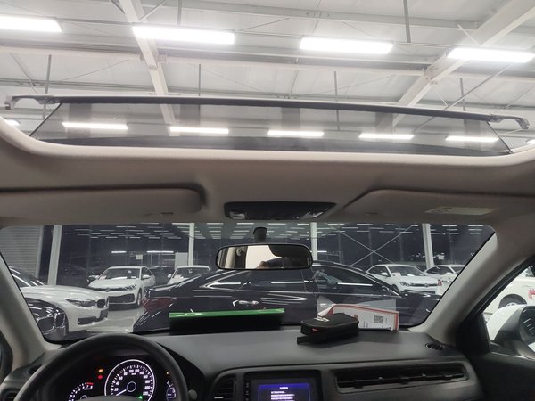 Honda Vezel 2020, 68900 км, за 11809 USD - фото 17