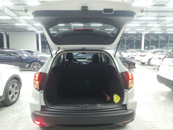 Honda Vezel 2020, 68900 км, за 11809 USD - фото 18