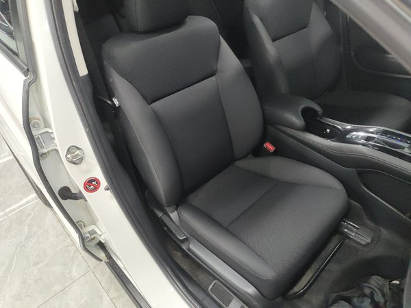 Honda Vezel 2020, 68900 км, за 11809 USD - фото 23