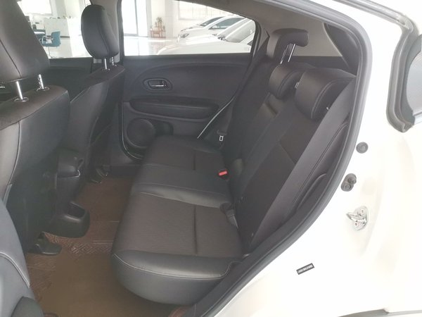 Honda Vezel 2020, 70300 км, за 12659 USD - фото 22