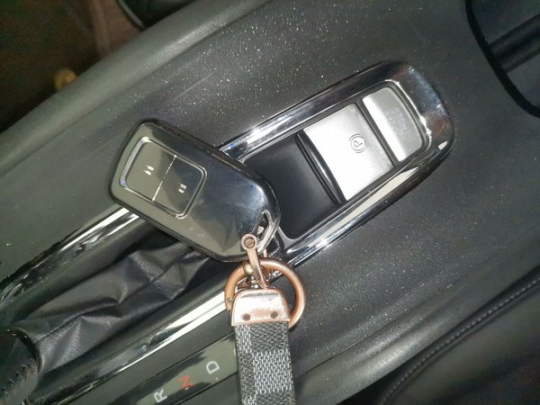 Honda Vezel 2020, 70300 км, за 12659 USD - фото 19