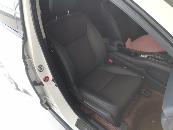 Honda Vezel 2020, 70300 км, за 12659 USD - фото 23