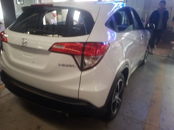 Honda Vezel 2020, 76200 км, за 12877 USD - фото 6