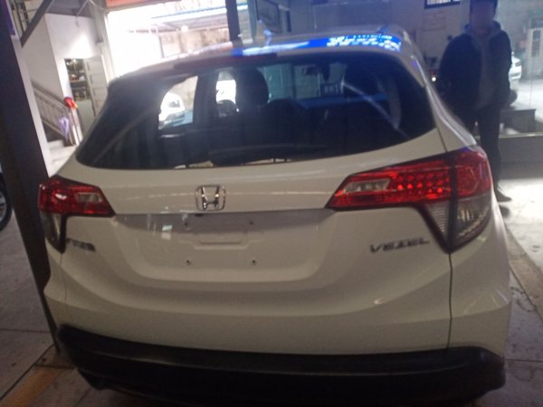 Honda Vezel 2020, 76200 км, за 12877 USD