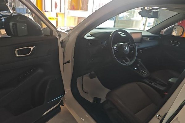 Honda Vezel 2023, 25700 км, за 16461 USD - фото 18