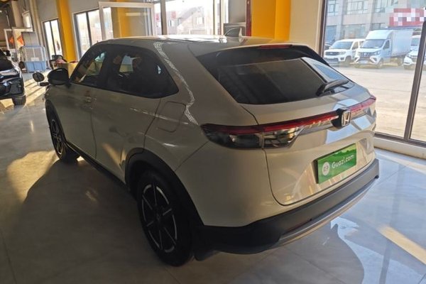 Honda Vezel 2023, 25700 км, за 16461 USD