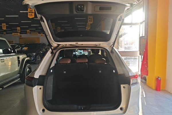 Honda Vezel 2023, 25700 км, за 16461 USD - фото 22