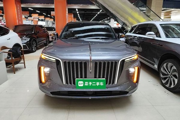 Hongqi E-HS9 2021, 37300 км, за 27473 USD