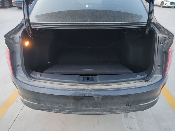 Hongqi E-QM5 2021, 17300 км, за 12729 USD - фото 22