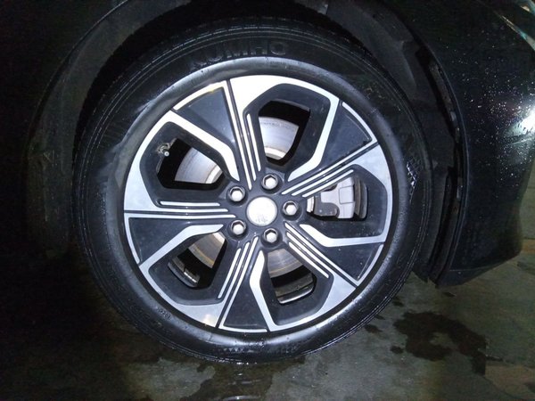 Hongqi E-QM5 2021, 18900 км, за 11532 USD - фото 8