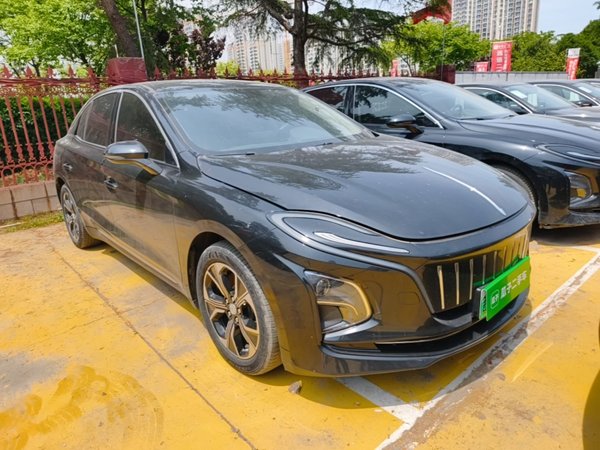 Hongqi E-QM5 2021, 38000 км, за 11187 USD