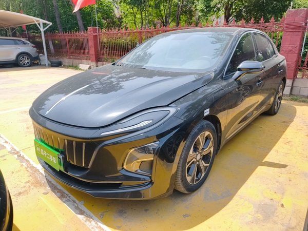 Hongqi E-QM5 · 2021 год