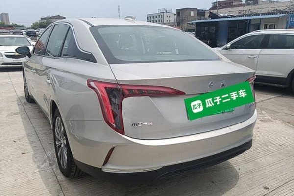 Hongqi E-QM5 2022, 19300 км, за 10968 USD - фото 8