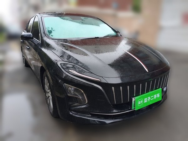 Hongqi E-QM5 2023, 104800 км, за 14093 USD