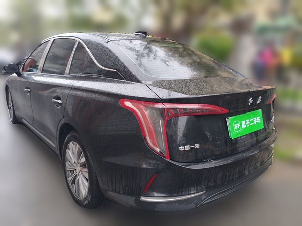 Hongqi E-QM5 2023, 104800 км, за 14093 USD