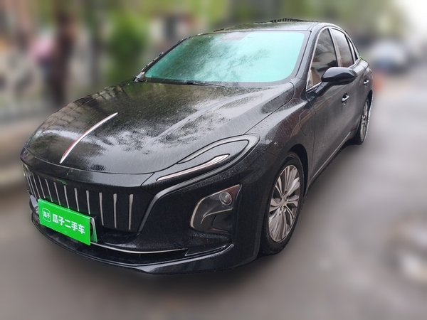 Hongqi E-QM5 · 2023 год