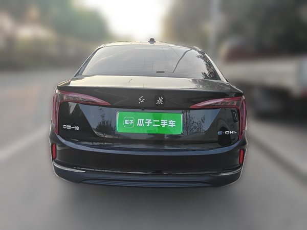Hongqi E-QM5 2023, 135300 км, за 9306 USD