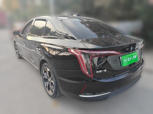 Hongqi E-QM5 2023, 135300 км, за 9306 USD