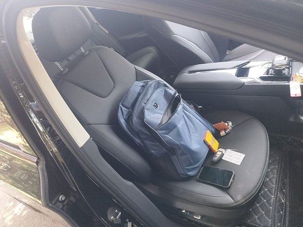 Hongqi E-QM5 2023, 20500 км, за 12823 USD - фото 23