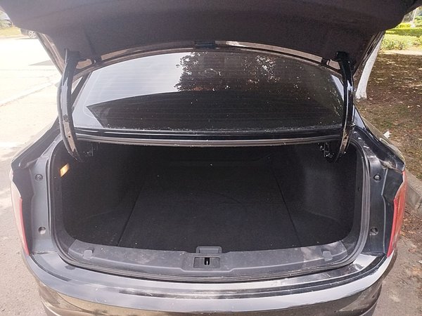 Hongqi E-QM5 2023, 20500 км, за 12823 USD - фото 22