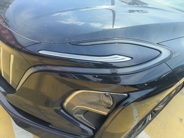 Hongqi E-QM5 2023, 3700 км, за 12068 USD - фото 9