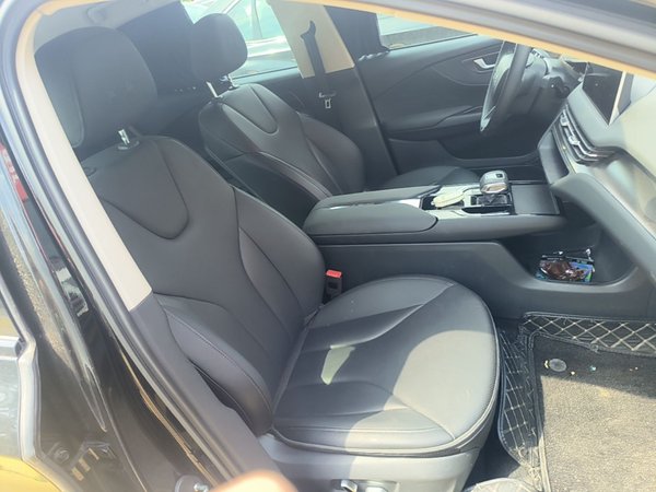 Hongqi E-QM5 2023, 3700 км, за 12068 USD - фото 23