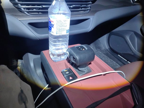 Hongqi E-QM5 2024, 36300 км, за 11774 USD - фото 14