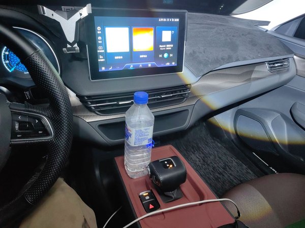 Hongqi E-QM5 2024, 36300 км, за 11774 USD - фото 13