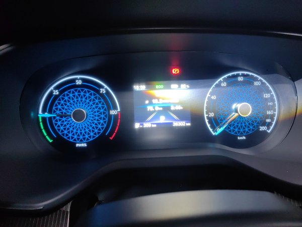 Hongqi E-QM5 2024, 36300 км, за 11774 USD - фото 17