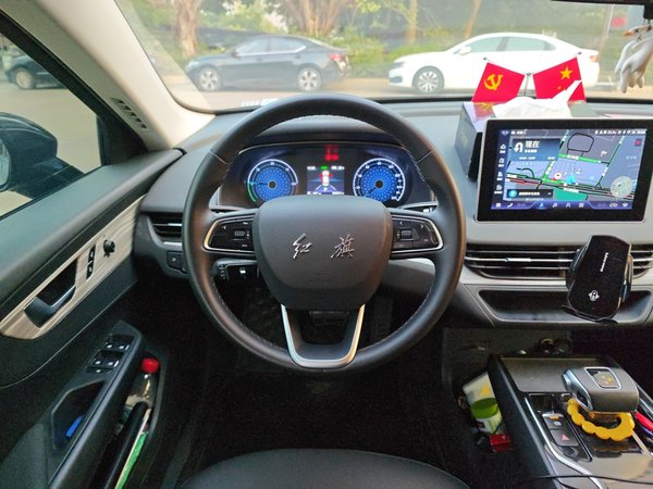 Hongqi E-QM5 2024, 59600 км, за 13516 USD - фото 11