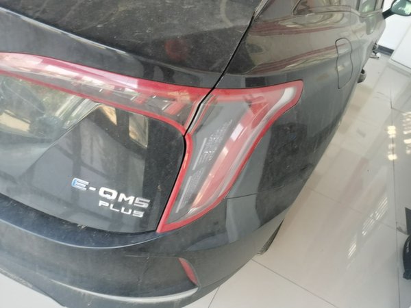 Hongqi E-QM5 2024, 7300 км, за 15264 USD - фото 7