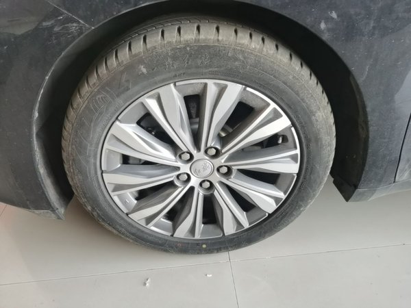 Hongqi E-QM5 2024, 7300 км, за 15264 USD - фото 8