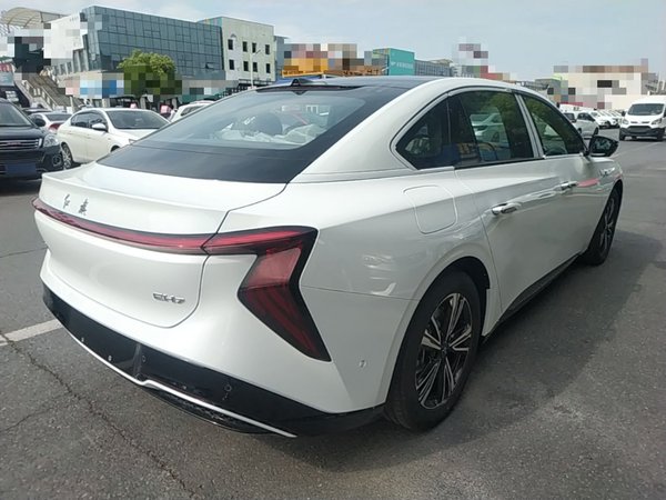 Hongqi EH7 2025, 1000 км, за 20924 USD - фото 6
