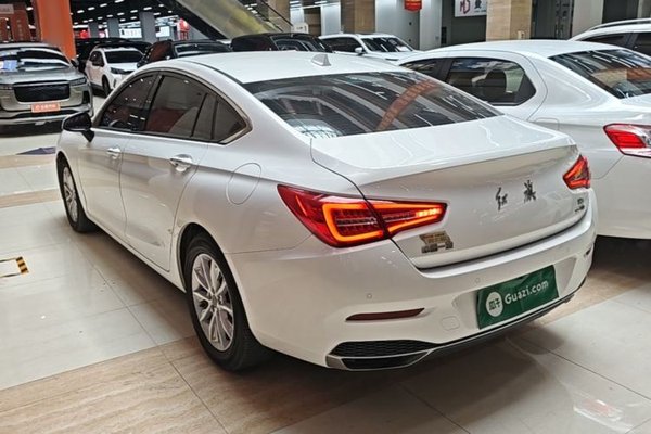 Hongqi H5 2019, 64700 км, за 7438 USD