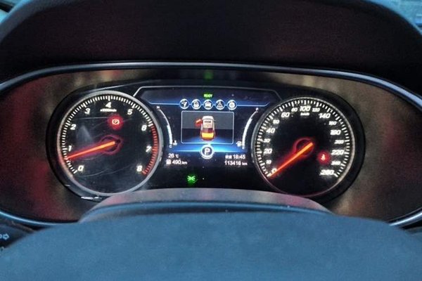 Hongqi H5 2020, 113400 км, за 7893 USD - фото 12