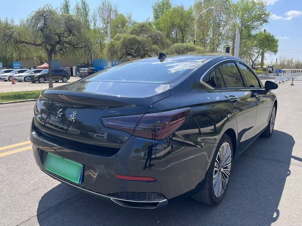 Hongqi H5 2022, 27400 км, за 11666 USD - фото 6