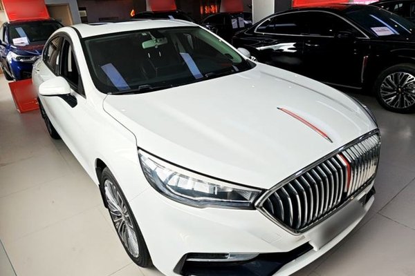Hongqi H5 2022, 30200 км, за 11047 USD