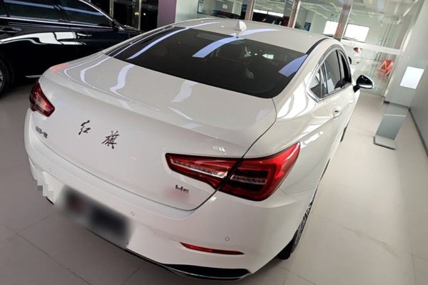 Hongqi H5 2022, 30200 км, за 11047 USD - фото 7