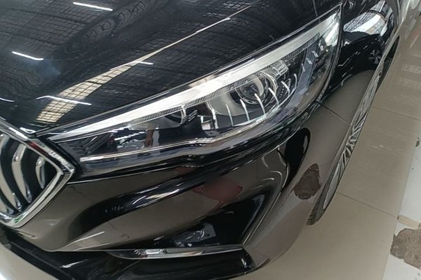 Hongqi H5 2022, 64700 км, за 10759 USD - фото 8