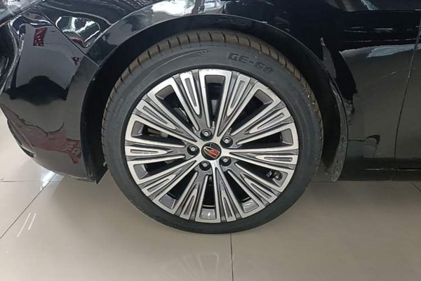 Hongqi H5 2022, 64700 км, за 10759 USD - фото 10