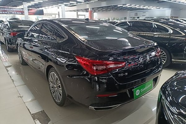 Hongqi H5 2022, 64700 км, за 10759 USD