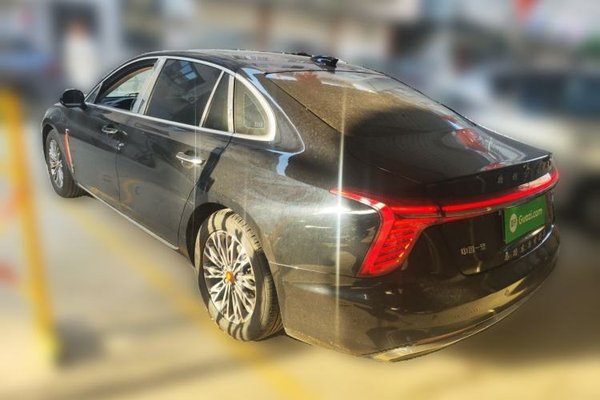 Hongqi H5 2023, 78700 км, за 14690 USD