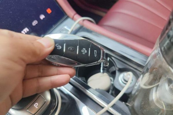Hongqi H5 2023, 78700 км, за 14690 USD - фото 17