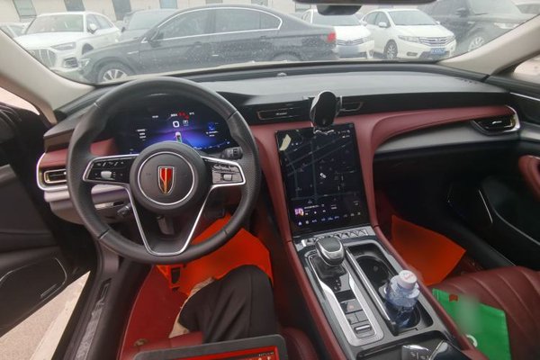 Hongqi H5 2023, 45700 км, за 15825 USD - фото 18