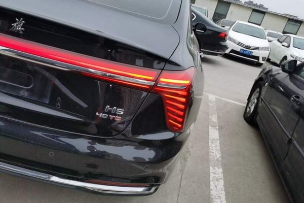 Hongqi H5 2023, 45700 км, за 15825 USD - фото 14