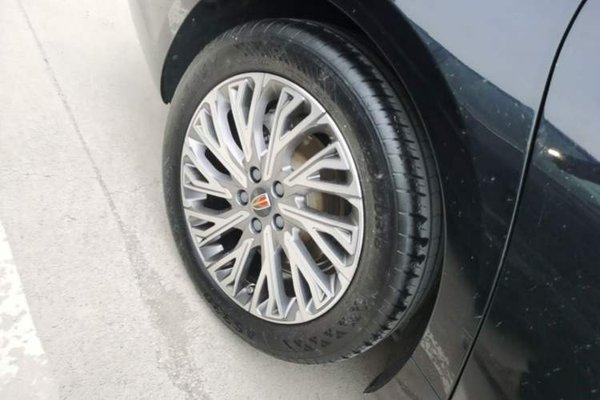 Hongqi H5 2023, 45700 км, за 15825 USD - фото 16