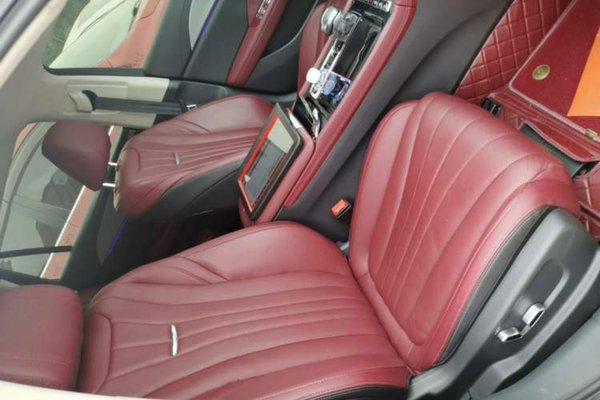Hongqi H5 2023, 45700 км, за 15825 USD - фото 28