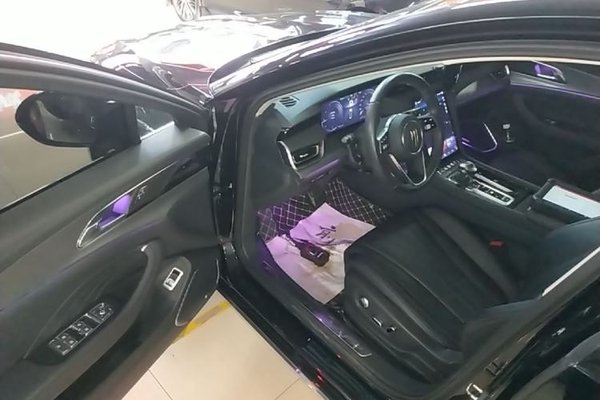 Hongqi H5 2023, 70300 км, за 14013 USD